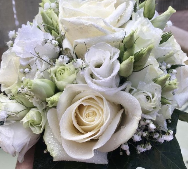 bouquet rond mariage fleuriste Saint Cloud le Chapelin Fretz