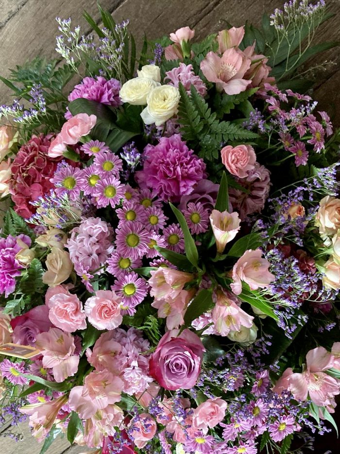 bouquet couleur rose deuil Saint Cloud le Chapelin Fretz
